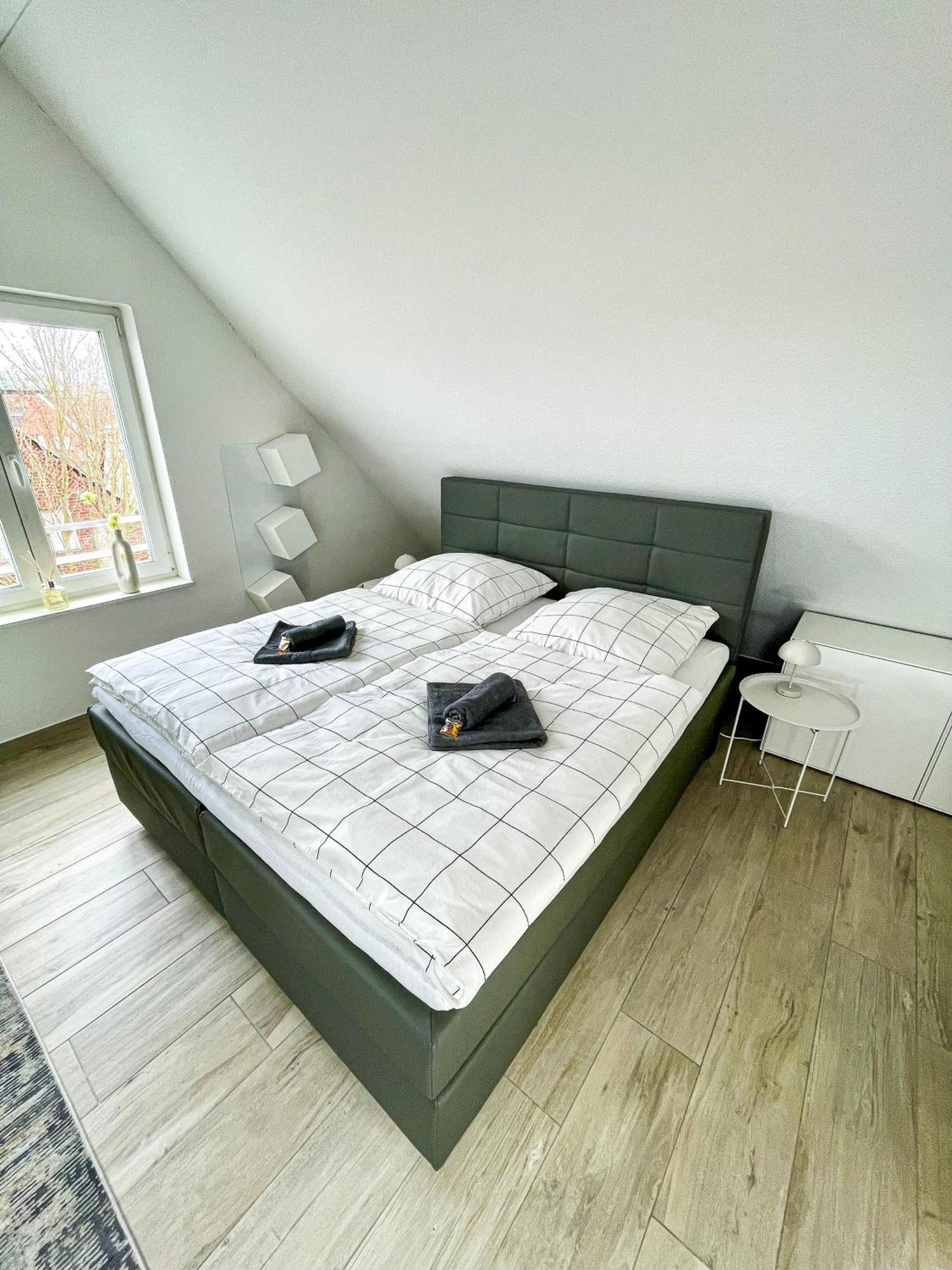 Ahaus: Stadtoase Mit Terrasse & Privater Garage Экстерьер фото